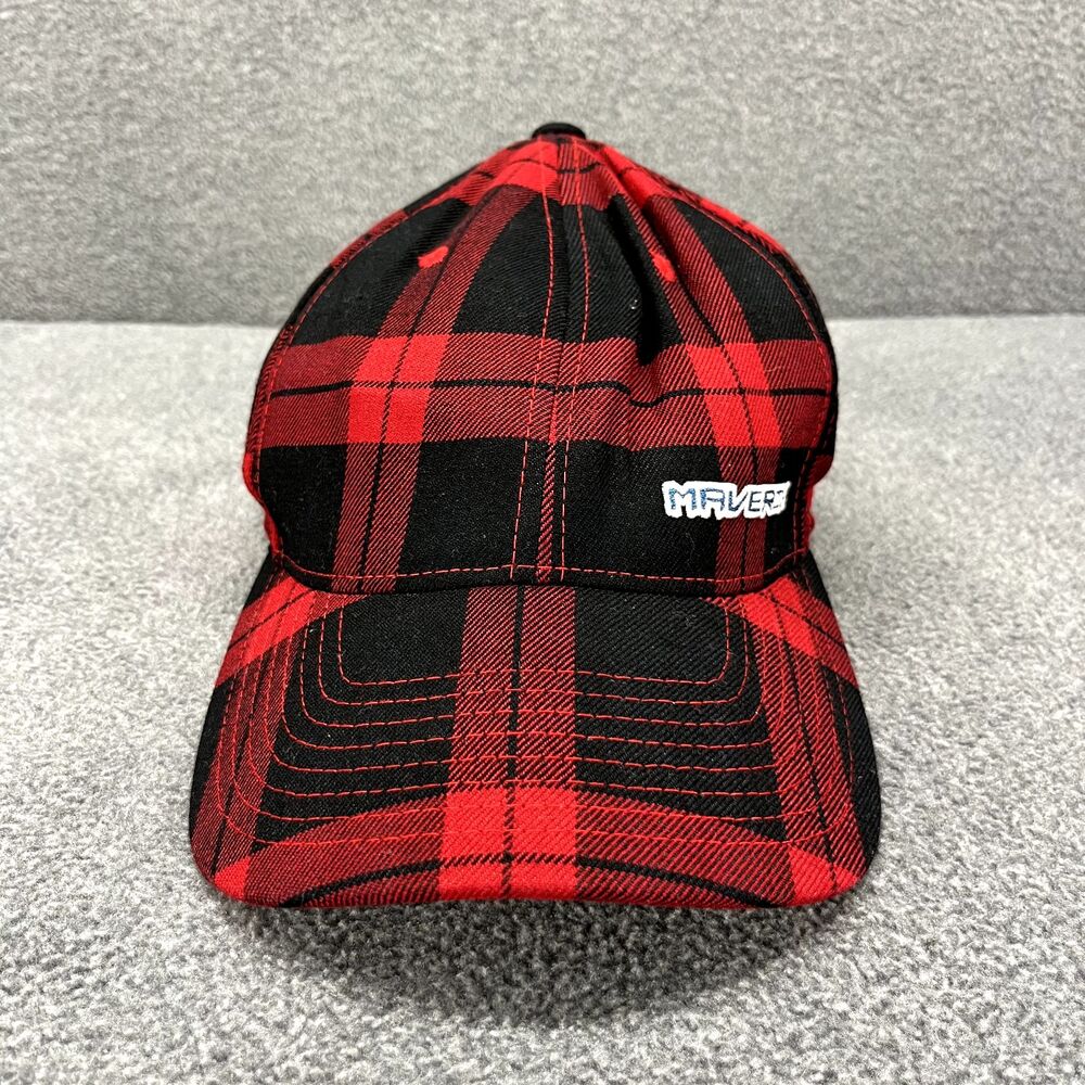 FlexFit by Yupoong Maverick Hat S M Black Red Plaid No Limit Cap